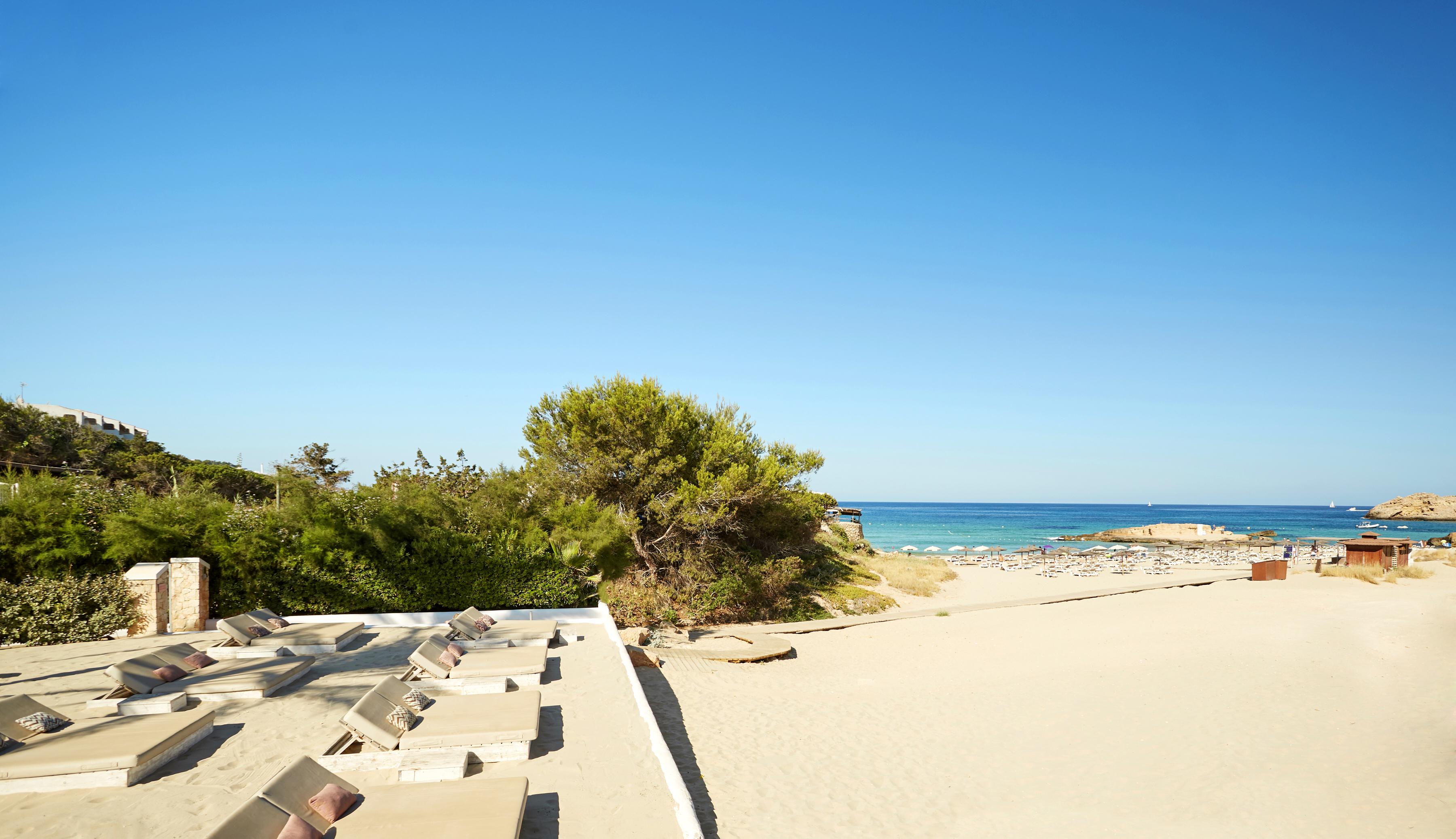 Insotel Tarida Beach Resort & Spa Cala Tarida  Exterior photo